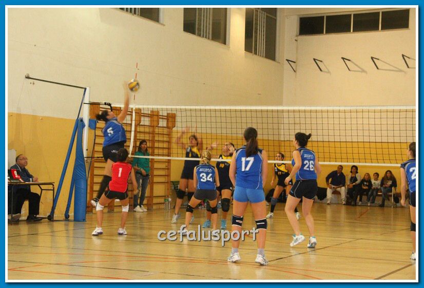 121144 volley 095_tn.jpg